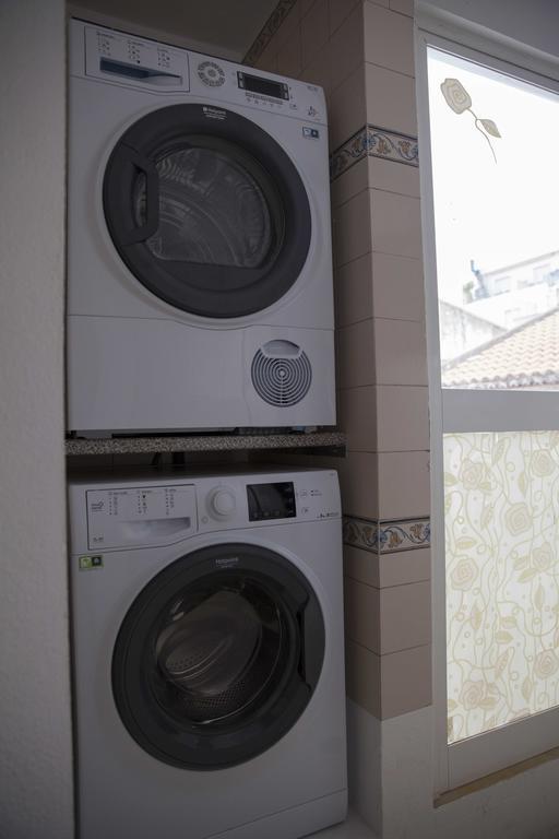 Guest House First Floor Lagos Extérieur photo